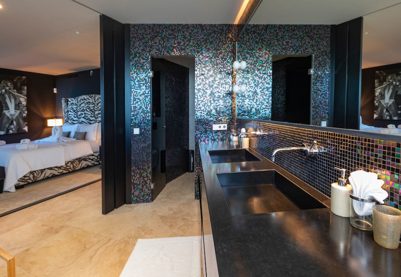 Villa in Santa Eulària des Riu - Flavthree, Villa 5StarsHome Ibiza