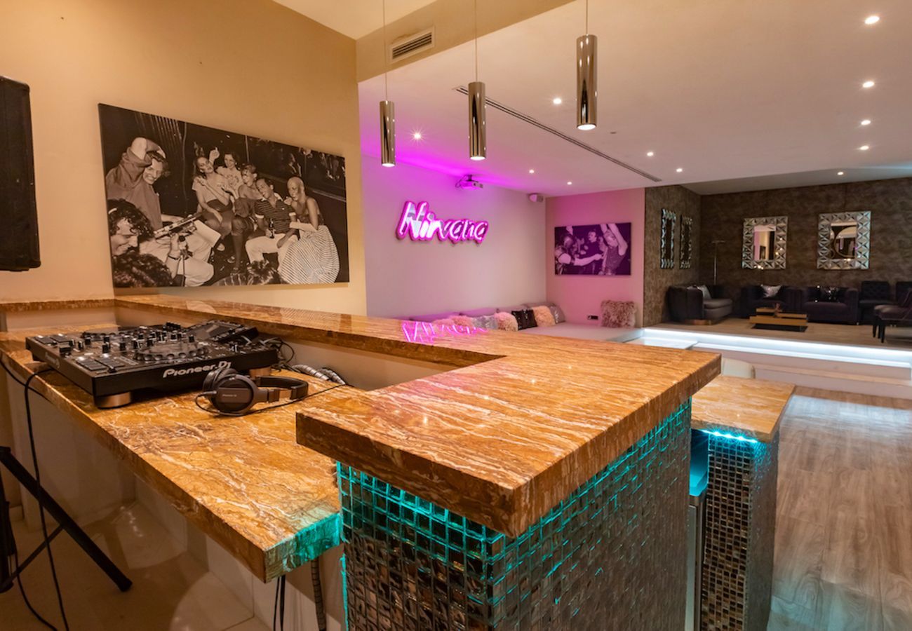 Villa in Santa Eulària des Riu - Flavthree, Villa 5StarsHome Ibiza