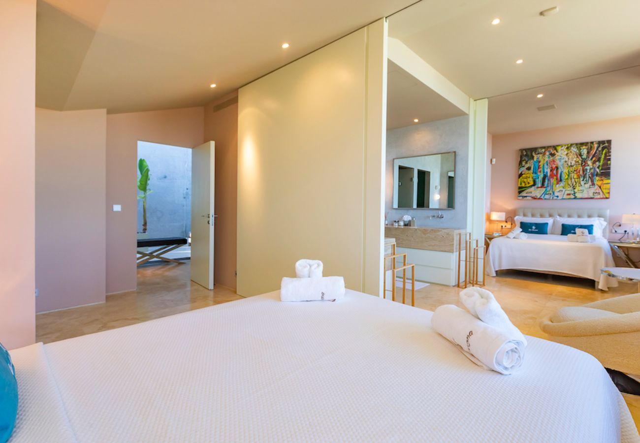 Villa in Santa Eulària des Riu - Flavthree, Villa 5StarsHome Ibiza