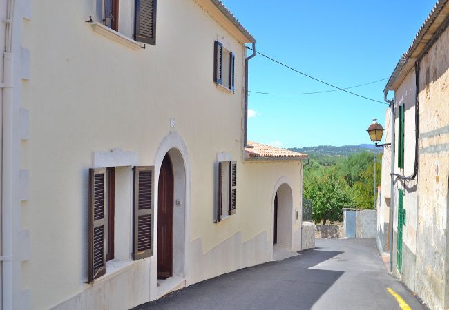 Casa en Buger - 064 Aina Canta ETV/6743 by Mallorca Charme Casa en Buger - 064 Aina Canta ETV/6743 by Mallorca Charme