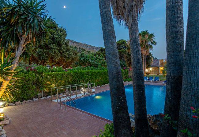 Casa en Cala San Vicente - Form, Villa 5StarsHome Mallorca Casa en Cala San Vicente - Form, Villa 5StarsHome Mallorca