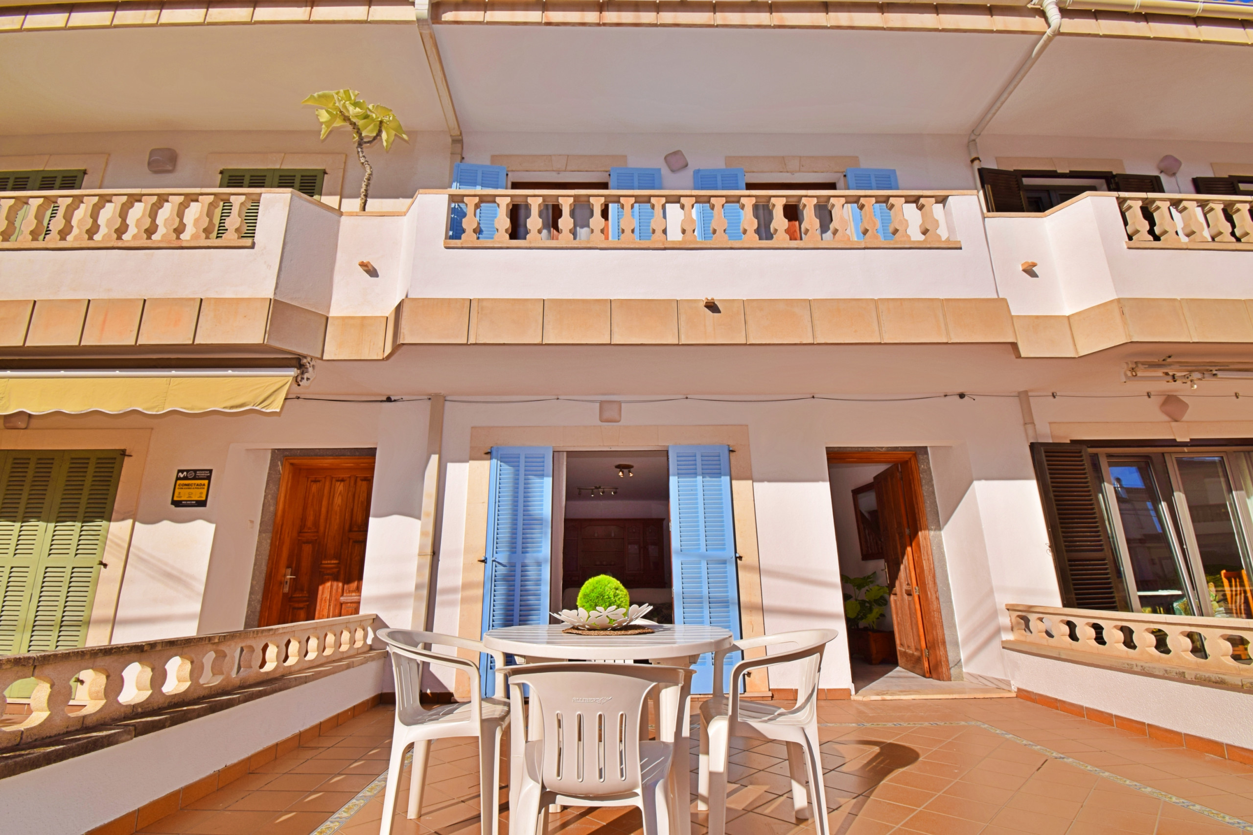 Apartamento para el alquiler con terraza al lado de la playa