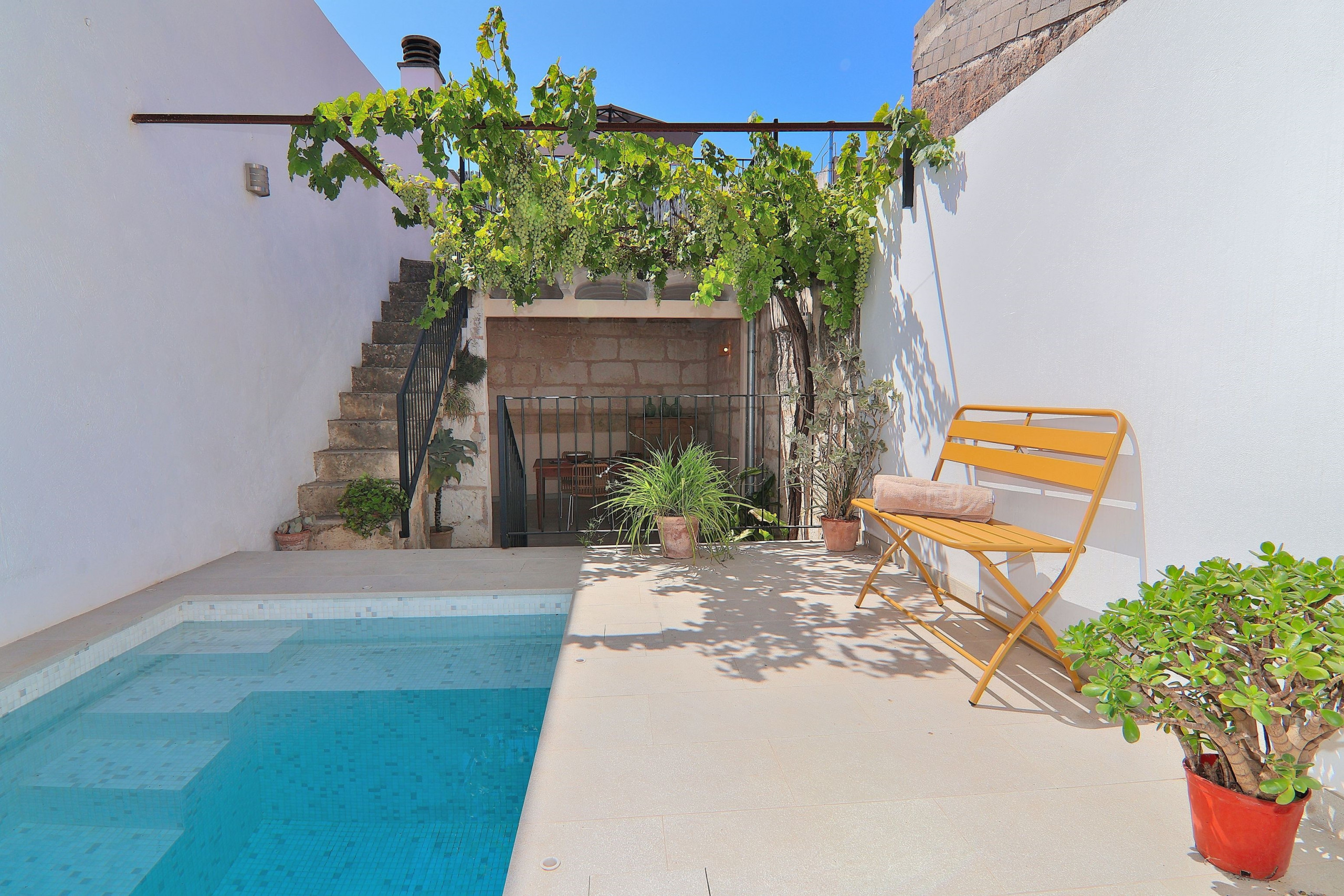 Piscina privada, tranquilidad, jardín, vacaciones