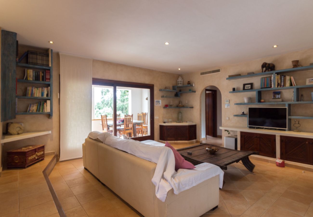 Villa en Santa Gertrudis - CASA ESTRELLA