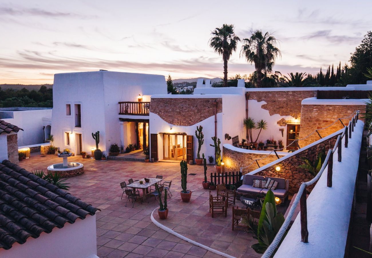 Villa en Santa Gertrudis - VILLAS LAS HADAS