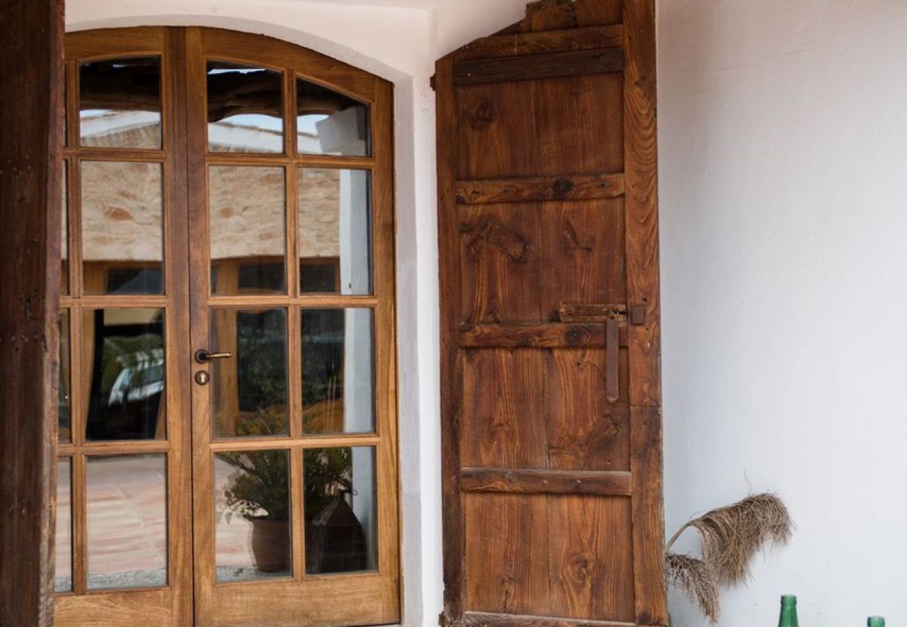Villa en Santa Gertrudis - VILLAS LAS HADAS