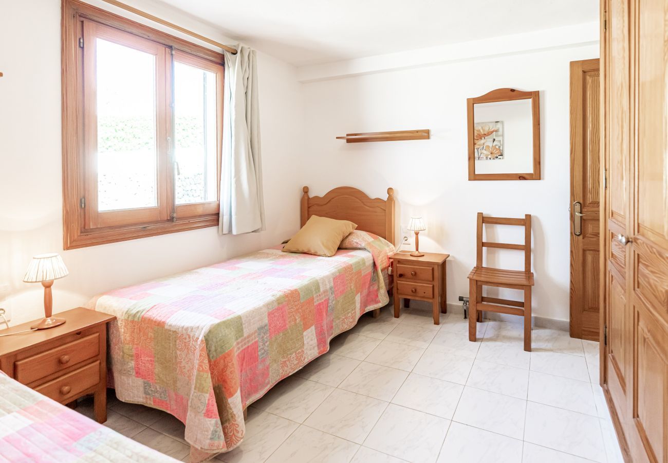 Villa en Son Bou - Villa PONENT