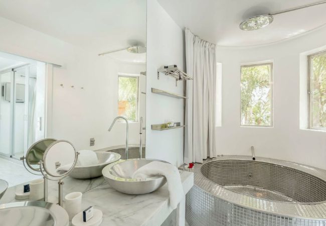Villa à Sant Josep de Sa Talaia / San Jose - Toflav, Villa 5StarsHome Ibiza Villa à Sant Josep de Sa Talaia / San Jose - Toflav, Villa 5StarsHome Ibiza