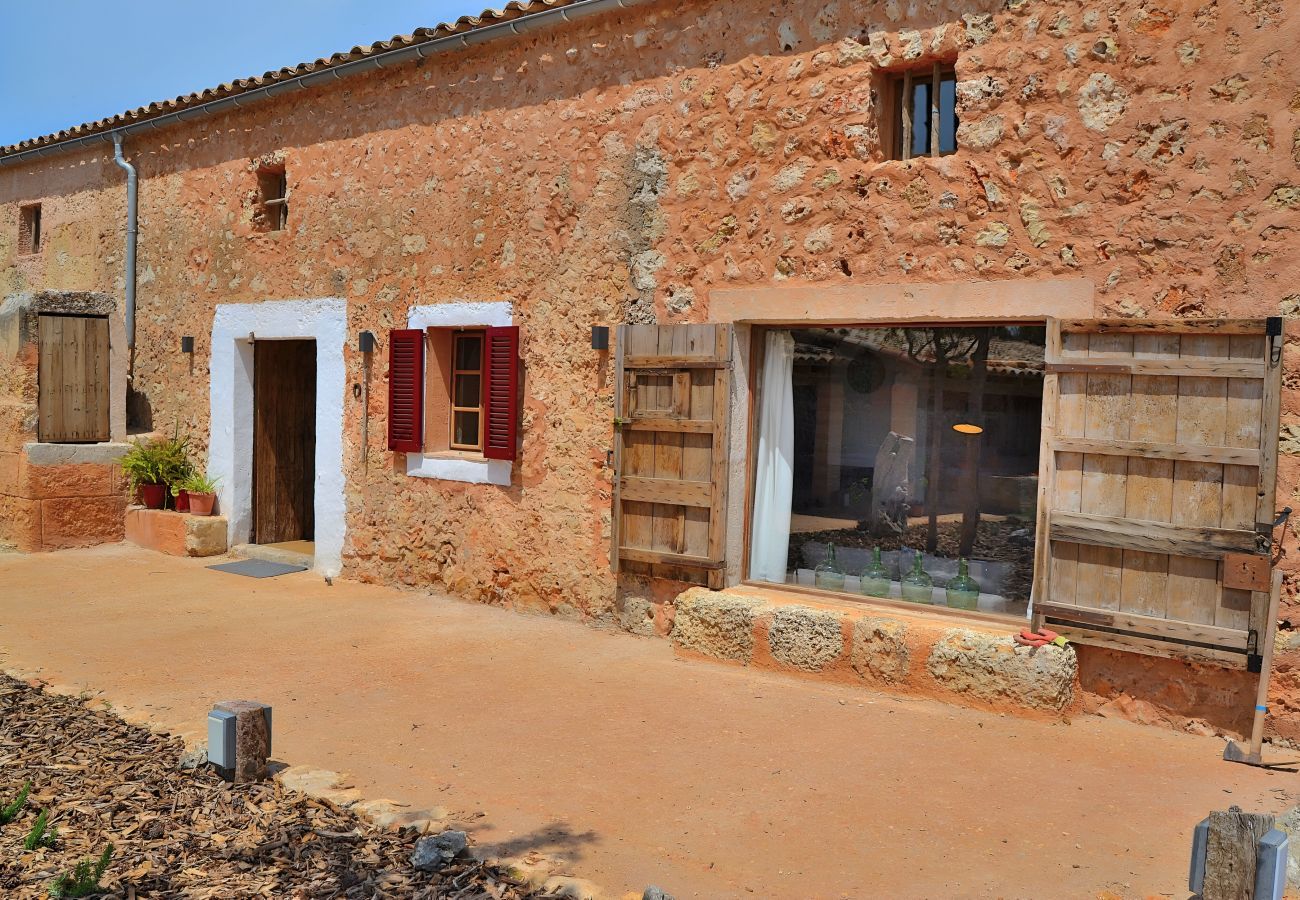 Gîte Rural à Llubi - 005 Finca Can Cortana ETV/7345 by Mallorca Cha