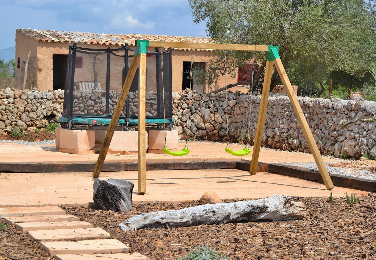 Gîte Rural à Llubi - 005 Finca Can Cortana ETV/7345 by Mallorca Cha