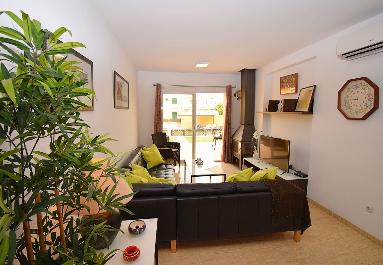 Maison mitoyenne à Sa Pobla - 170 Casa Robes Sa Pobla ETV/6652 by Mallorca Charm