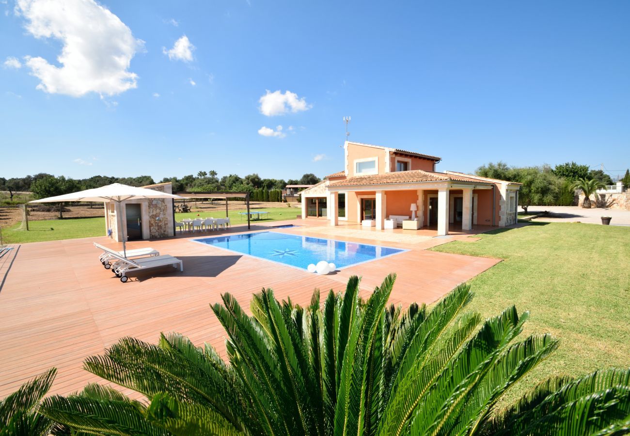 Finca avec jardin et piscine à louer à Majorque