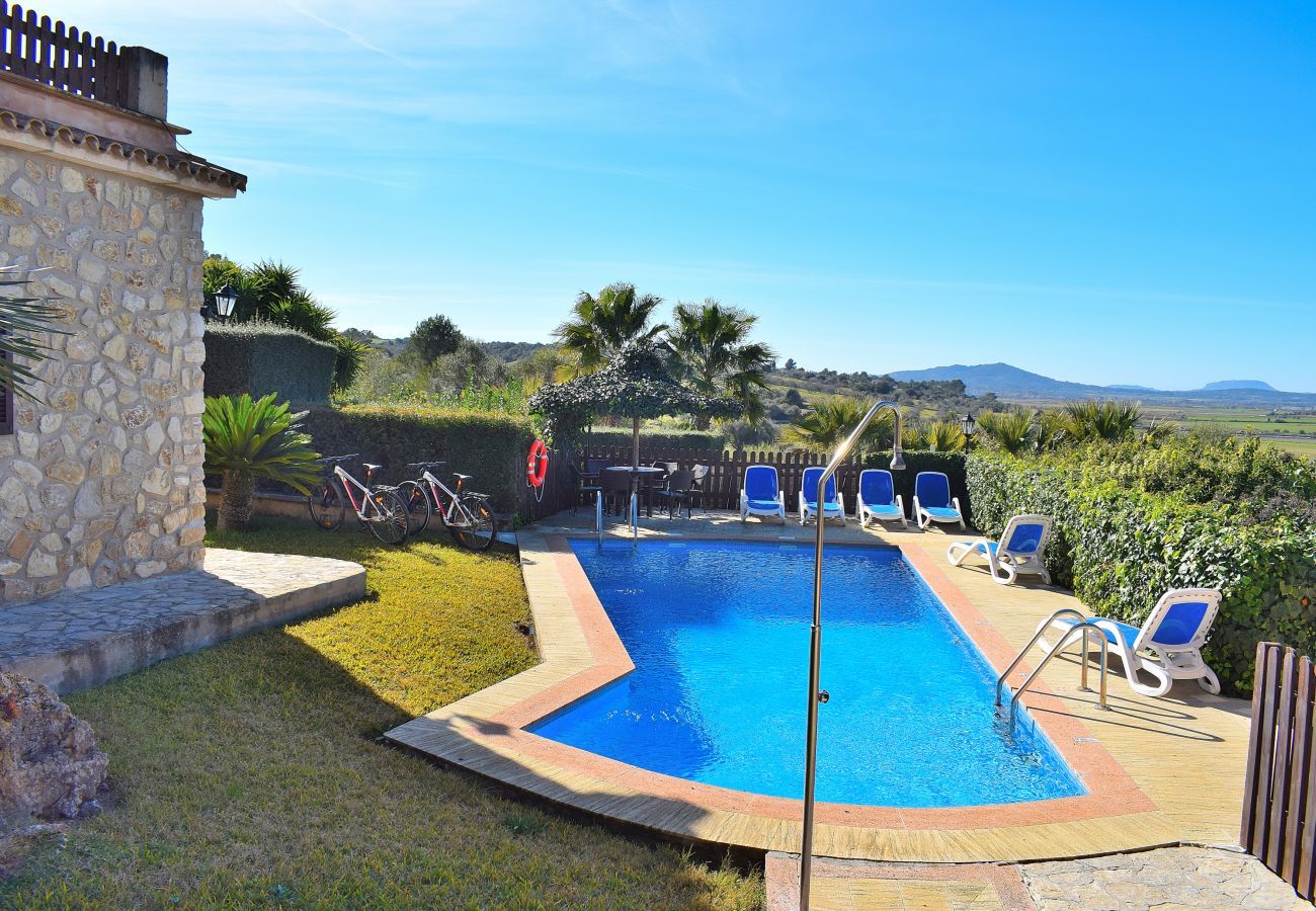 jardin, piscine, vue, campagne, finca, location vacances Mallorca