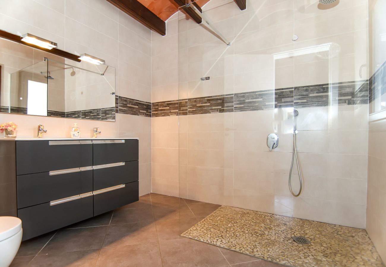 Villa à Sineu - 268 Villa Can Caluix ETV/8149  by Mallorca Charme