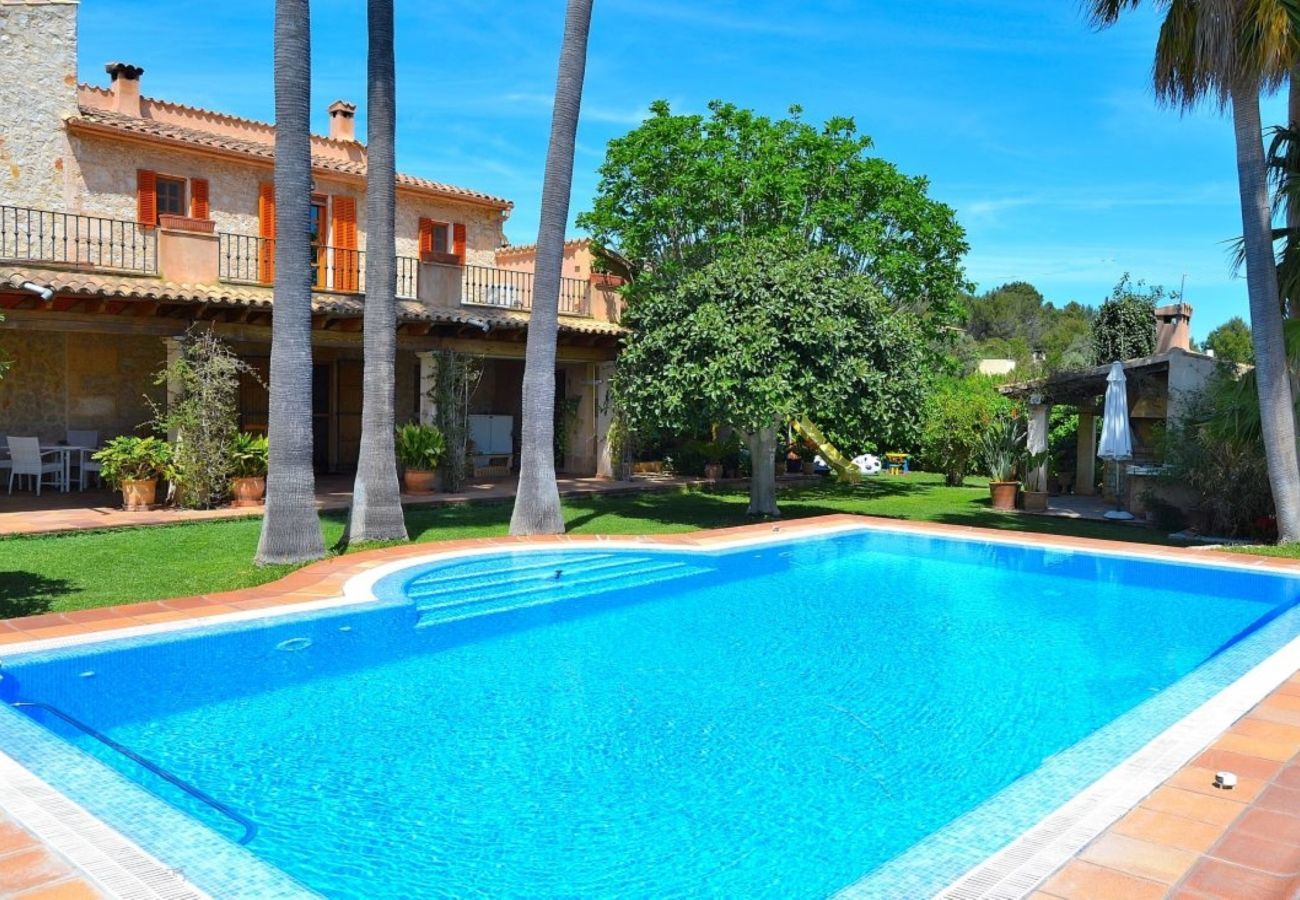 villa avec piscine privée, Majorque, grand jardin, pour les familles