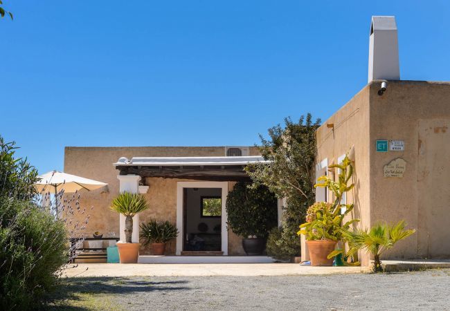 Villa in Sant Josep de Sa Talaia - VILLA ROMERO I Villa in Sant Josep de Sa Talaia - VILLA ROMERO I