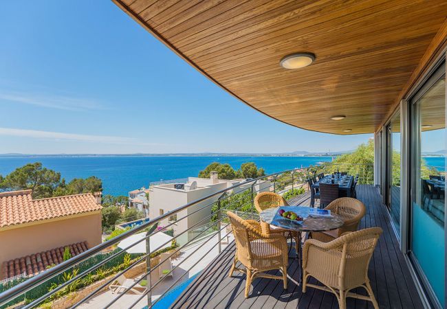 Villa with pool for 10 persons in Alcanada, Mallorca. 5 DBR, 5 BR en suite, AC, free wifi, pool, SPA area with heated indoor pool and whirlpool, fitness and many extras
