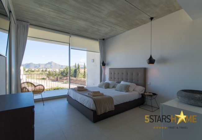 Villa with pool for 10 people in Alcudia, Mallorca. Villa in Alcudia - Barcares Suit, Villa 5StarsHome Mallorca