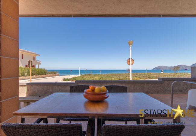 Beach house for 10 adults and babies in Son Serra de Marina. 5 DBR, 3 bathrooms, 1 full outdoor bathroom, AC, free wifi internet, pool with barbecue terrace.