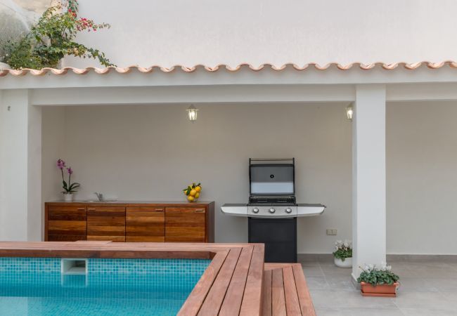 House in Palma de Mallorca - Miquel Santandreu 40, TownHouse 5StarsHome Mallorc