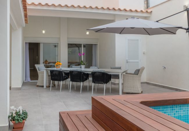 House in Palma de Mallorca - Miquel Santandreu 40, TownHouse 5StarsHome Mallorc