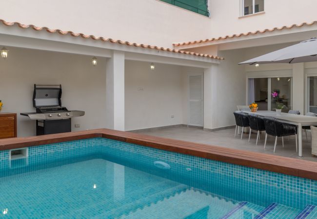 House in Palma de Mallorca - Miquel Santandreu 40, TownHouse 5StarsHome Mallorc