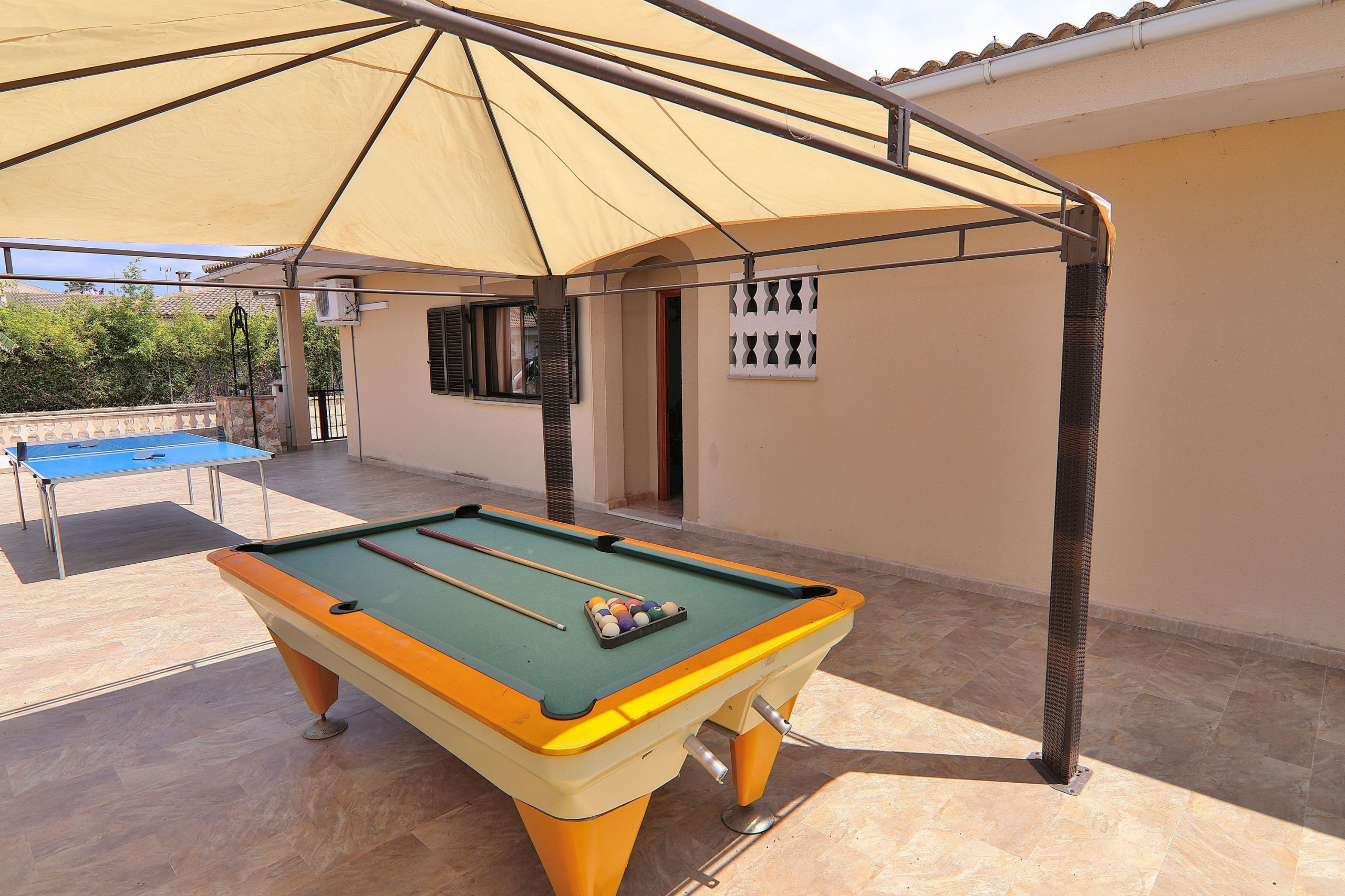 games, friends, holidays, garden