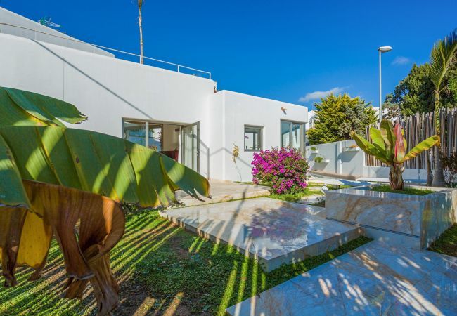 Villa in Sant Josep de Sa Talaia - Tati, Villa 5StarsHome Ibiza
