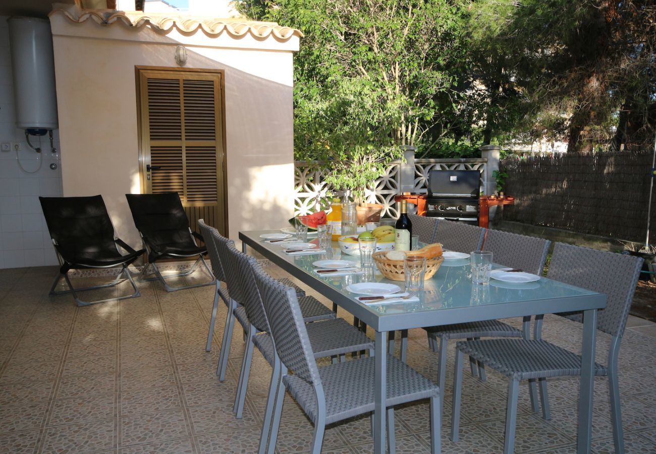 4 DBR, 2 bathrooms, garden, barbecue, wifi internet, only 250m to the beach of Platjas de Muro / Port d'Alcudia