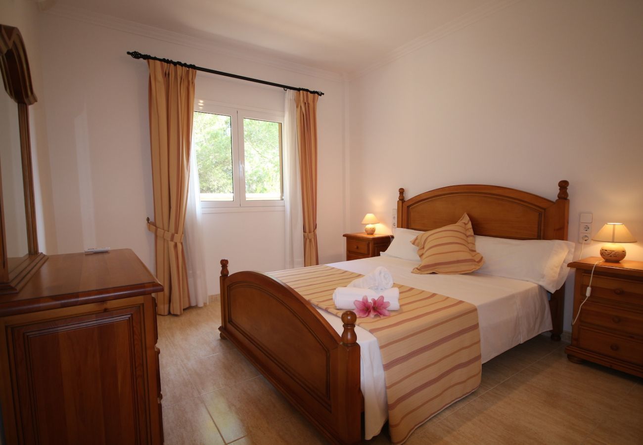 4 DBR, 2 bathrooms, garden, barbecue, wifi internet, only 250m to the beach of Platjas de Muro / Port d'Alcudia