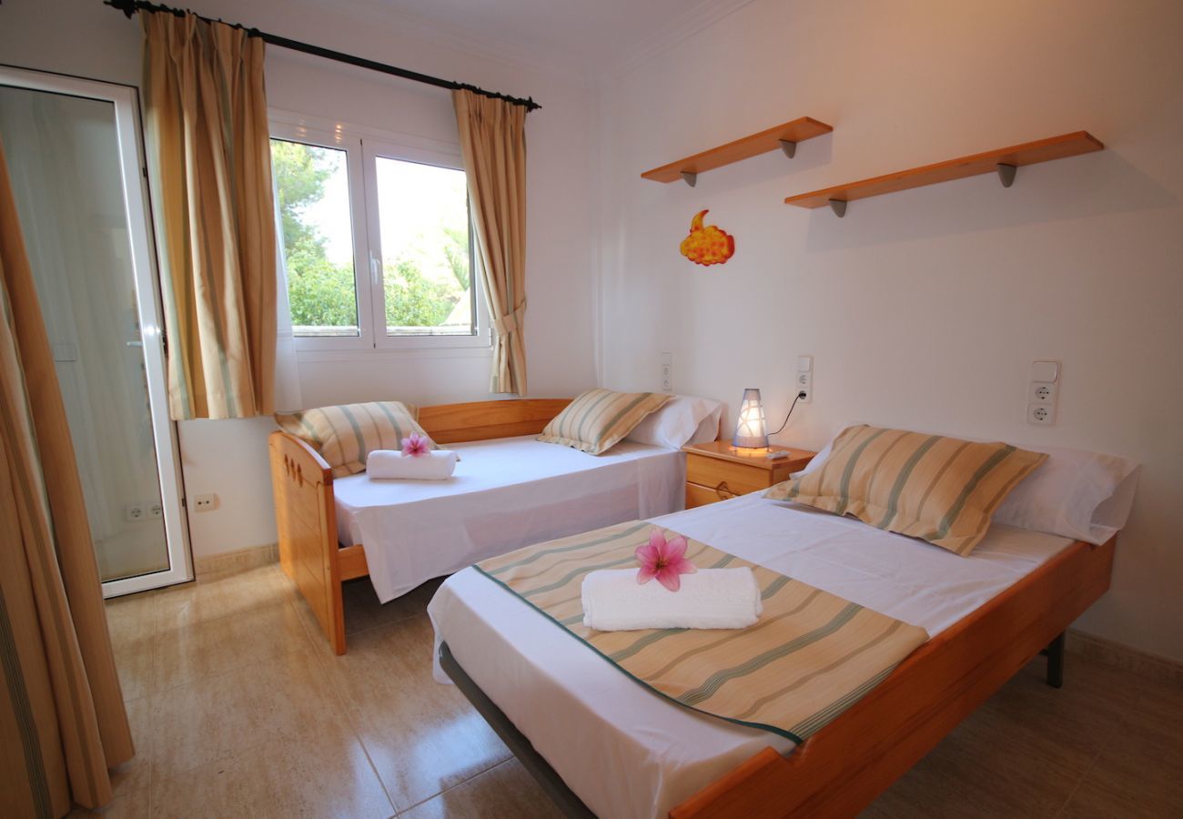4 DBR, 2 bathrooms, garden, barbecue, wifi internet, only 250m to the beach of Platjas de Muro / Port d'Alcudia