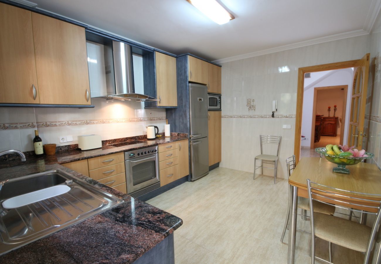 4 DBR, 2 bathrooms, garden, barbecue, wifi internet, only 250m to the beach of Platjas de Muro / Port d'Alcudia