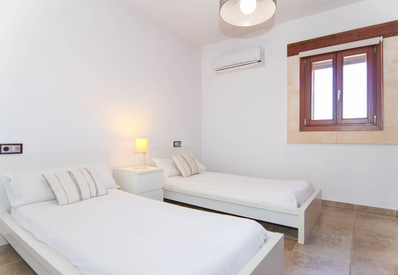 Country house in Sa Pobla - 140 Villa Son Ferragut VT/2073  by Mallorca Charm Country house in Sa Pobla - 140 Villa Son Ferragut VT/2073  by Mallorca Charm
