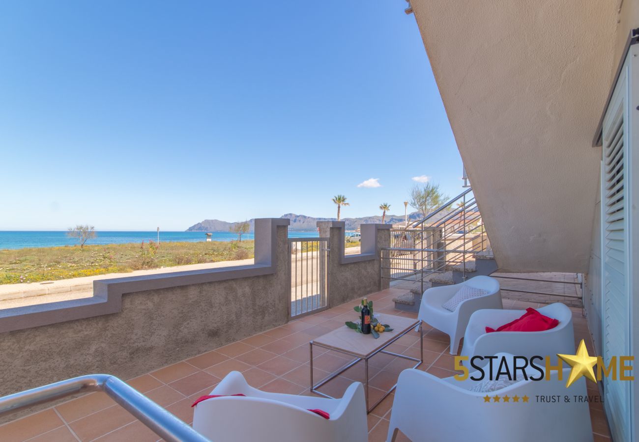 Beach house for 10 adults and babies in Son Serra de Marina. 5 DBR, 3 bathrooms, 1 full outdoor bathroom, AC, free wifi internet, pool with barbecue terrace.
