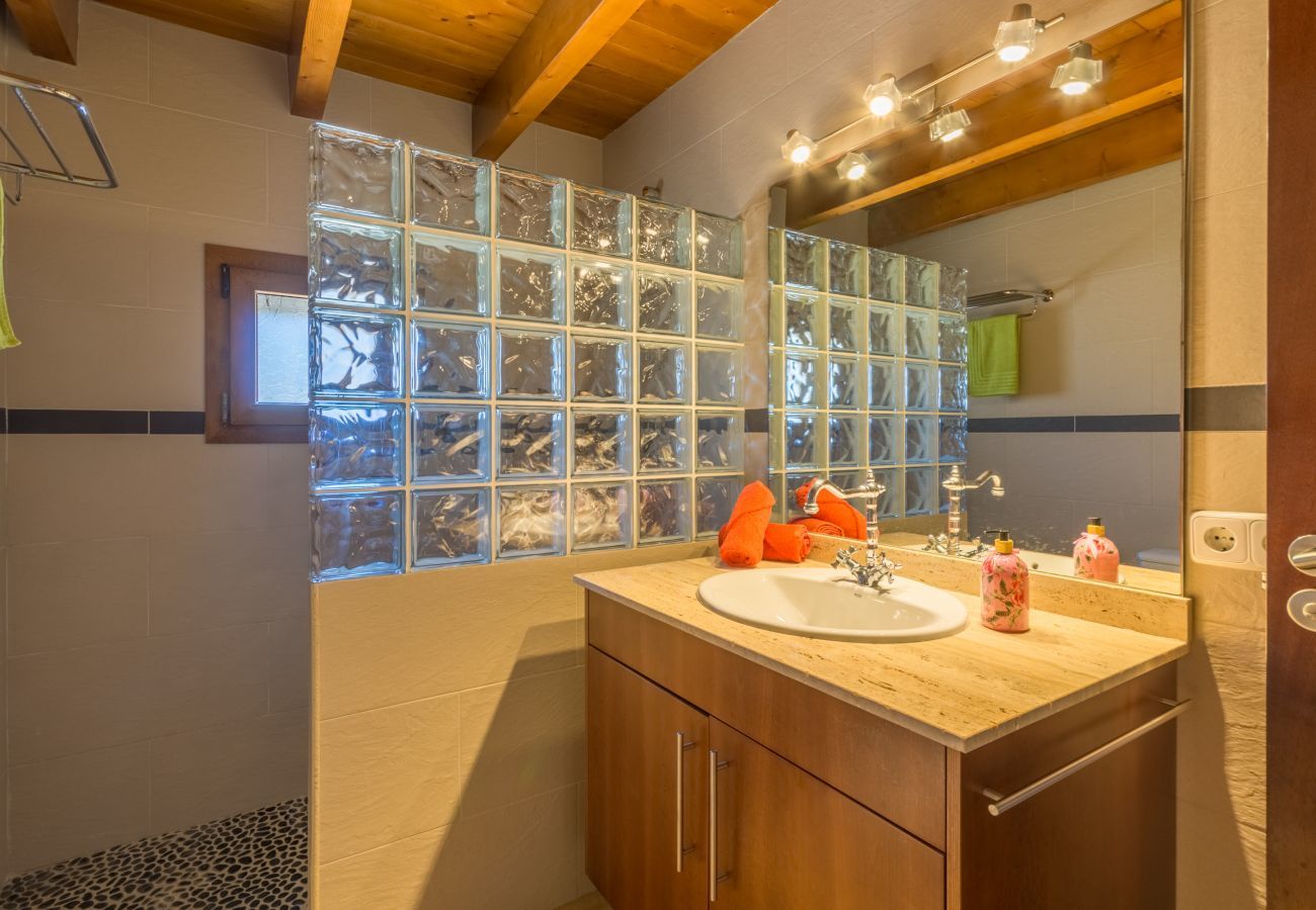 Cottage in Colonia de Sant Pere - Corb Mari Sea & Beach House, Finca 5StarsHome Mall