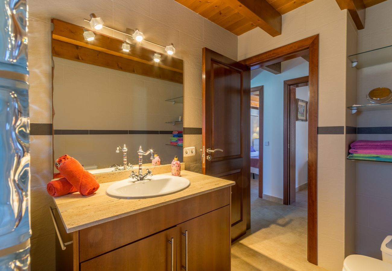 Cottage in Colonia de Sant Pere - Corb Mari Sea & Beach House, Finca 5StarsHome Mall