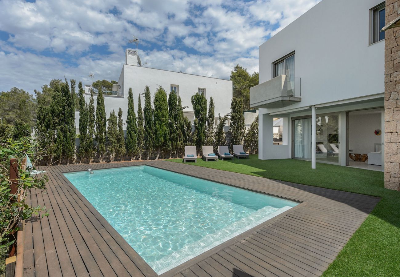 Villa in Santa Eulalia des Riu - MontCrist, Villa 5StarsHome Ibiza