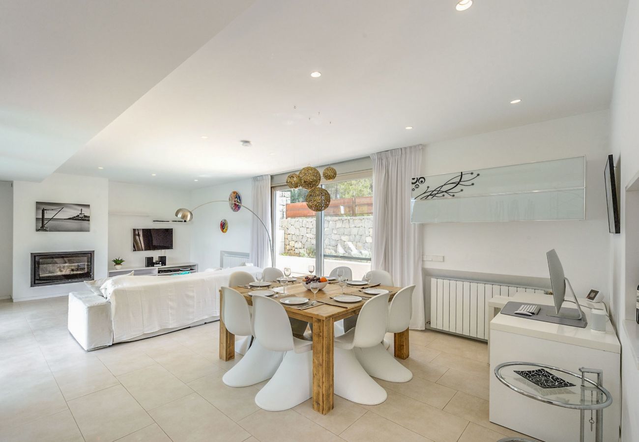 Villa in Santa Eulalia des Riu - MontCrist, Villa 5StarsHome Ibiza