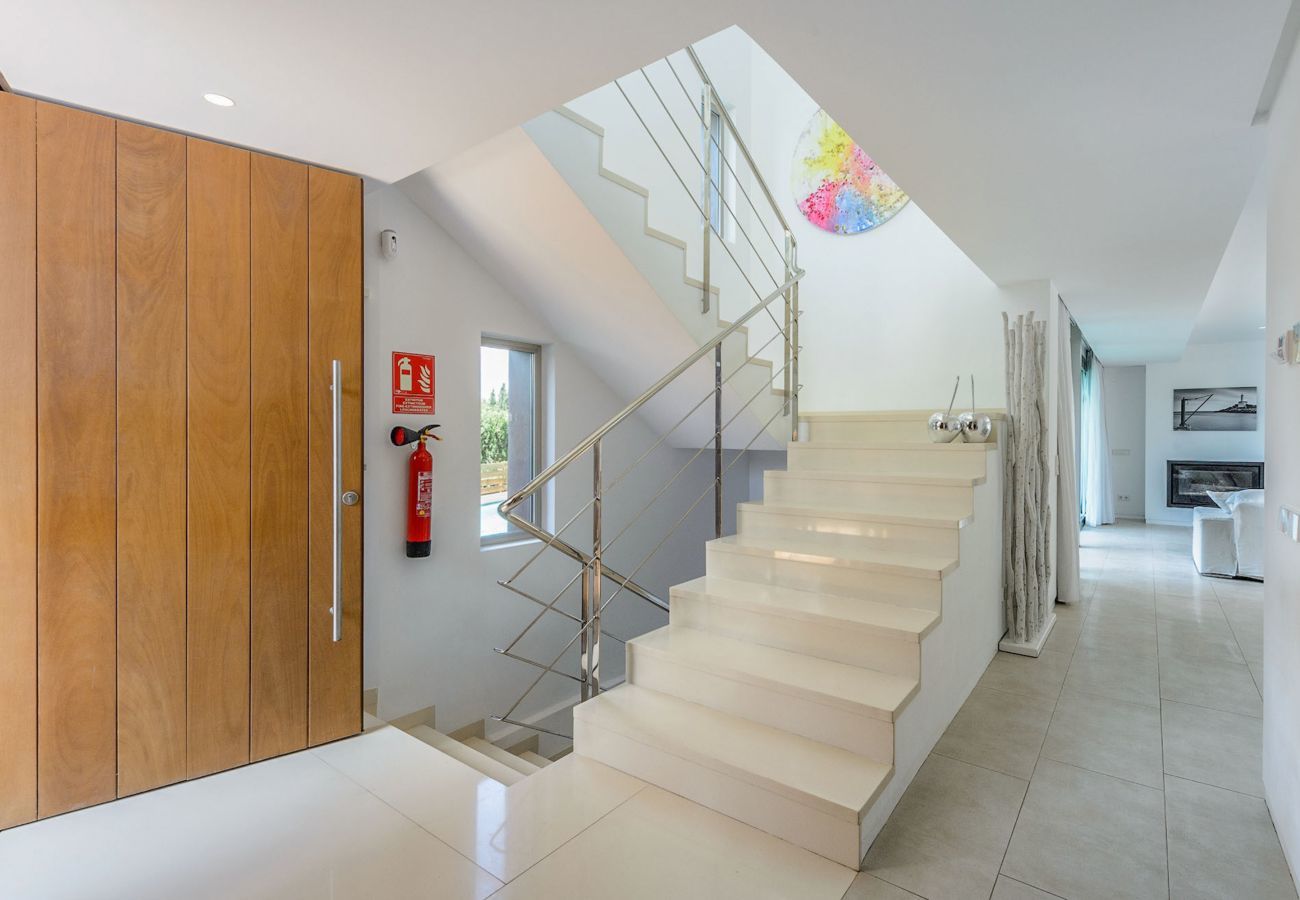 Villa in Santa Eulalia des Riu - MontCrist, Villa 5StarsHome Ibiza