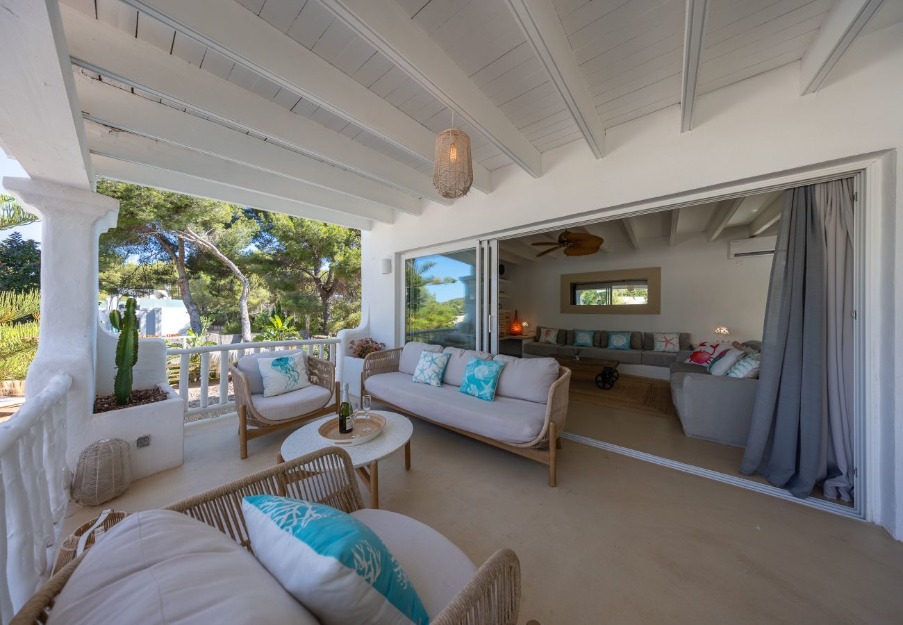 Villa in Santa Eulalia des Riu - VILLA CLARITY