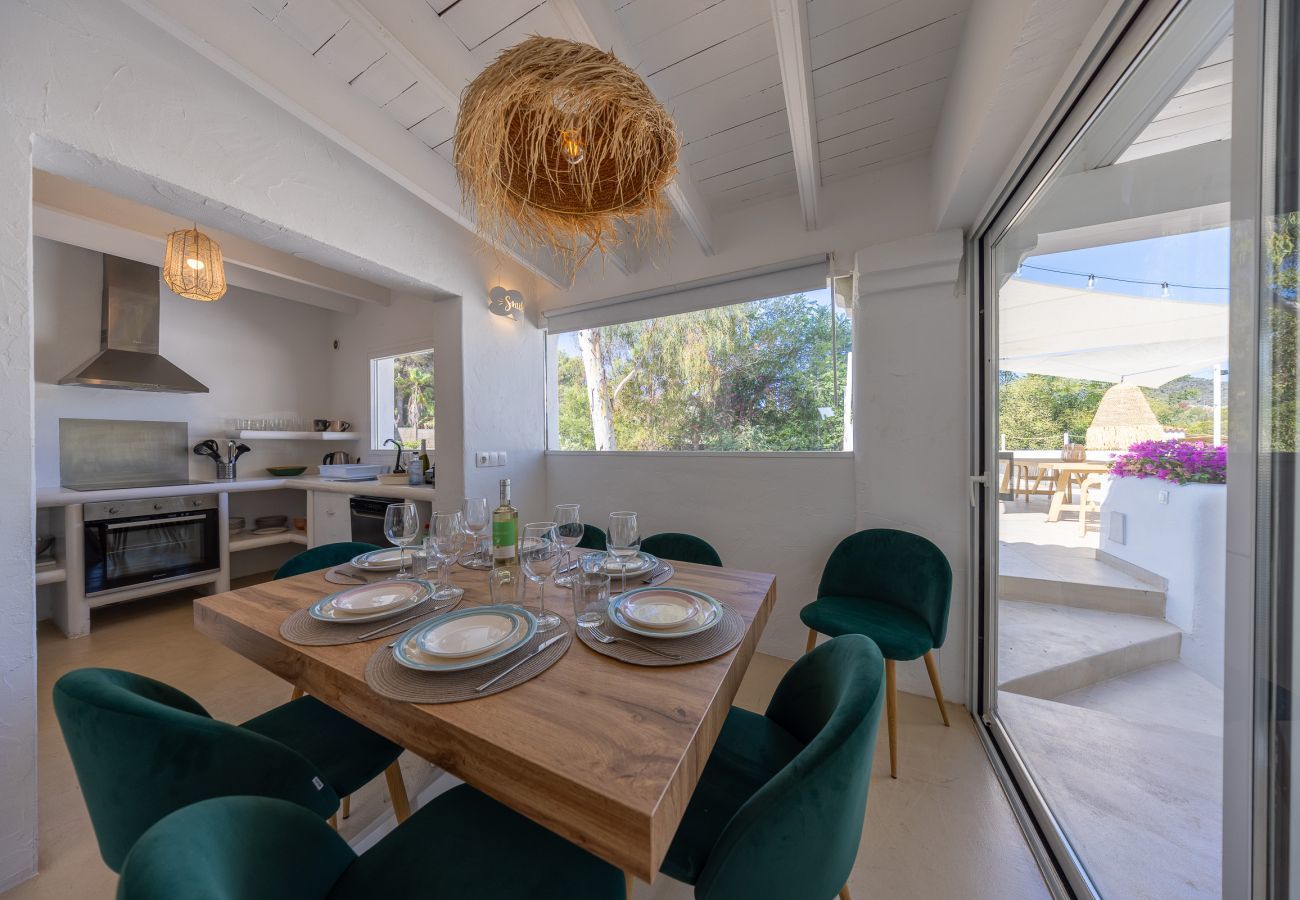 Villa in Santa Eulalia des Riu - VILLA CLARITY