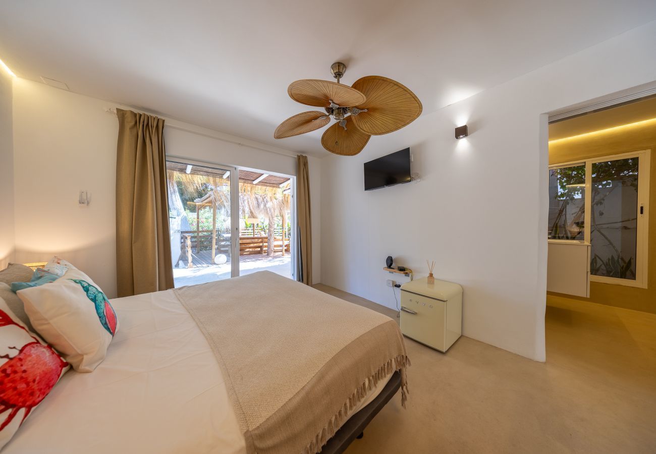 Villa in Santa Eulalia des Riu - VILLA CLARITY