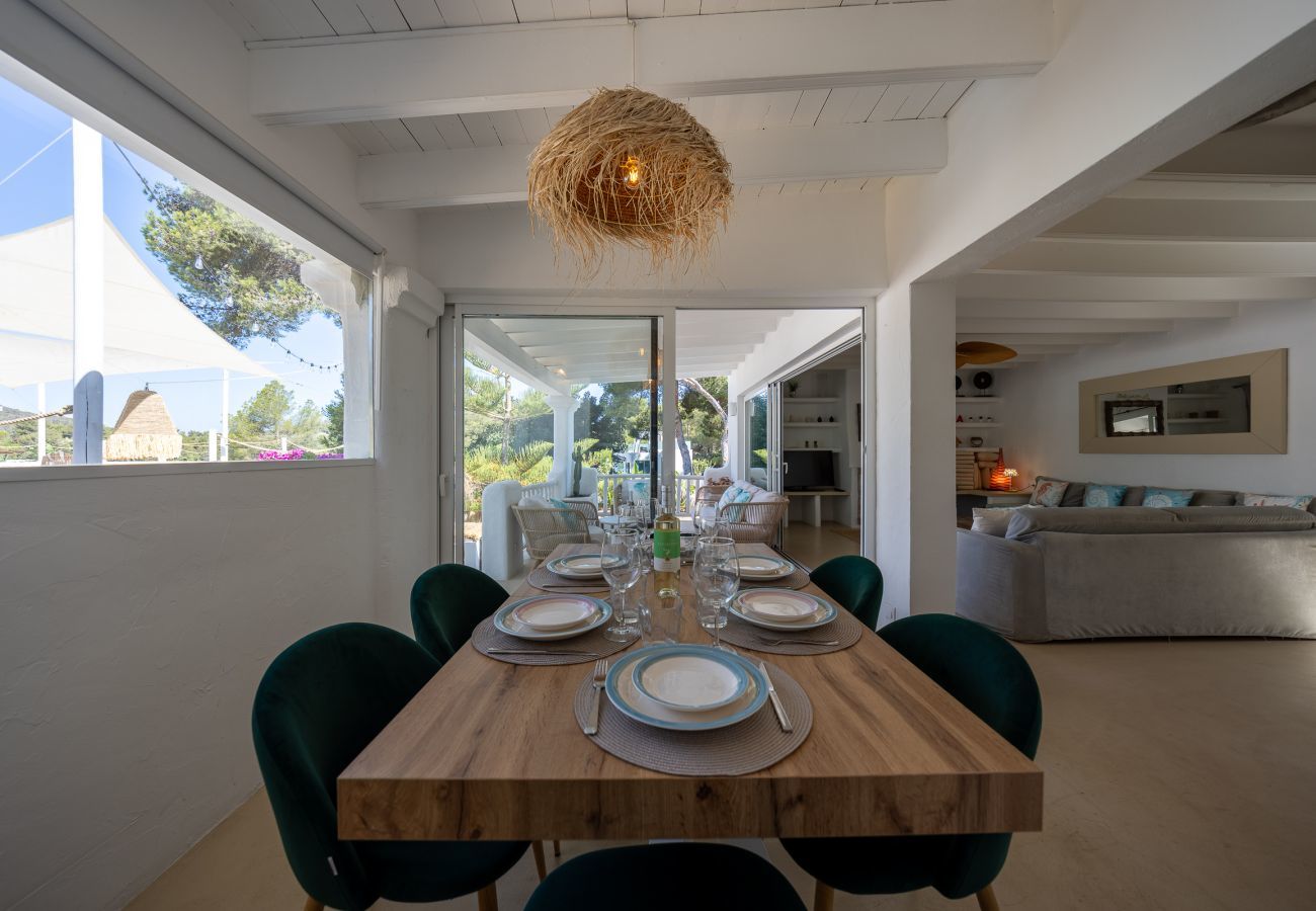 Villa in Santa Eulalia des Riu - VILLA CLARITY