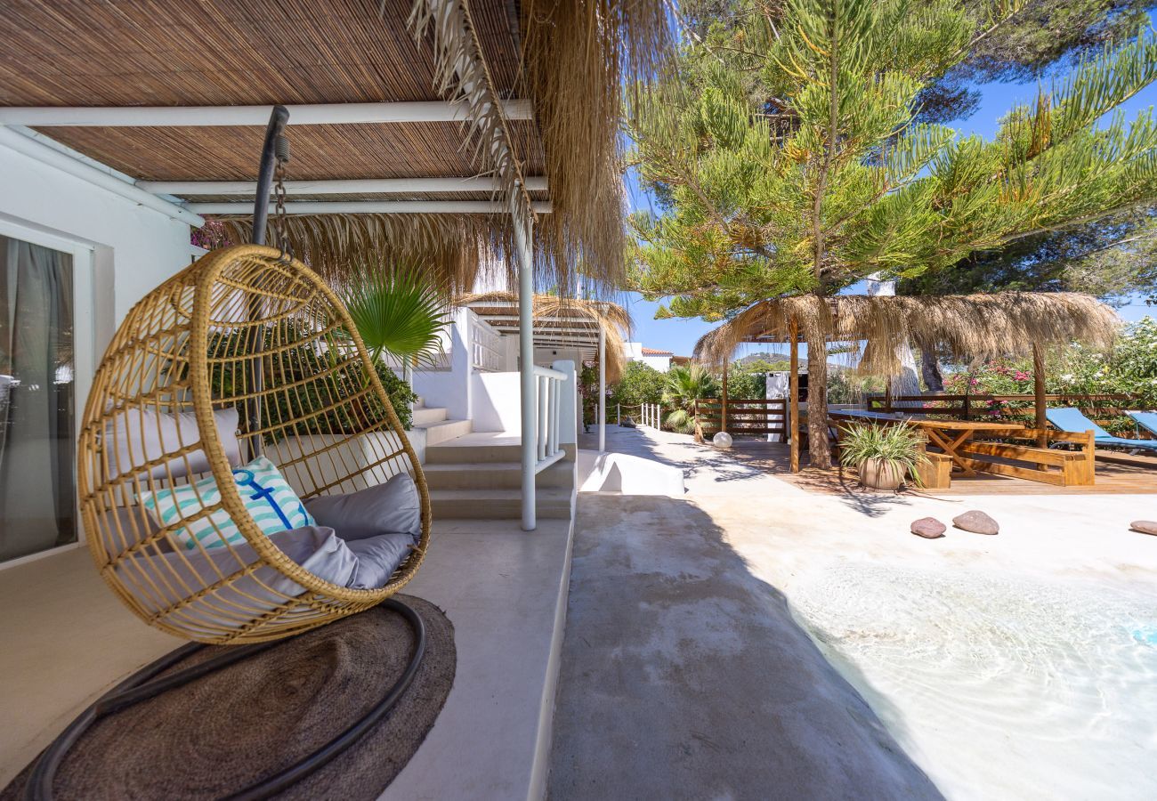 Villa in Santa Eulalia des Riu - VILLA CLARITY