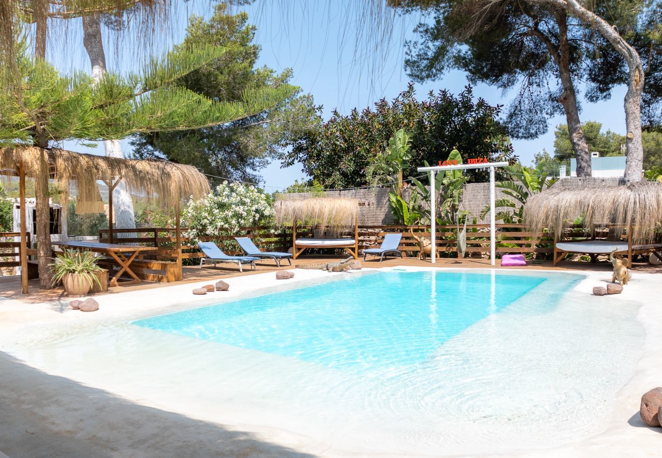 Villa in Santa Eulalia des Riu - VILLA CLARITY