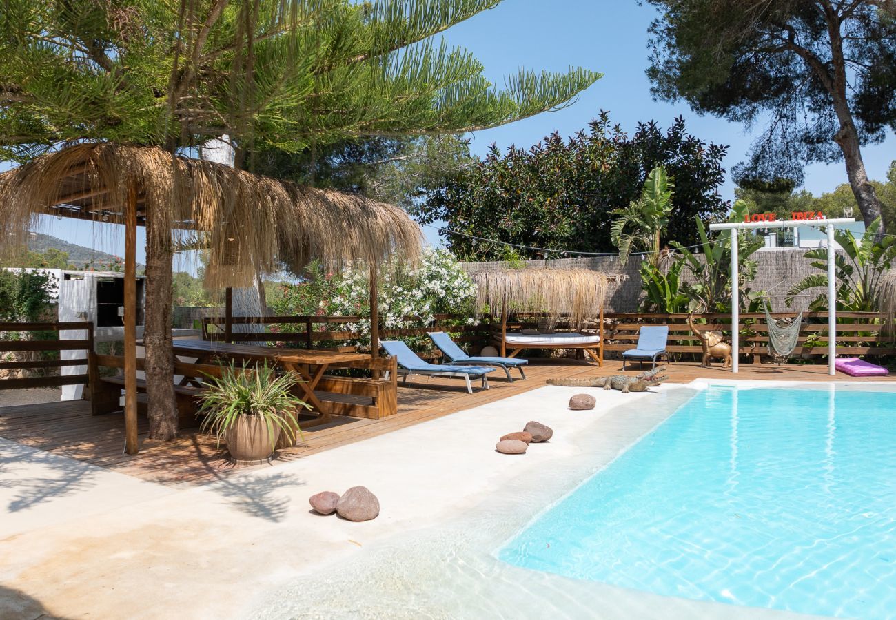 Villa in Santa Eulalia des Riu - VILLA CLARITY